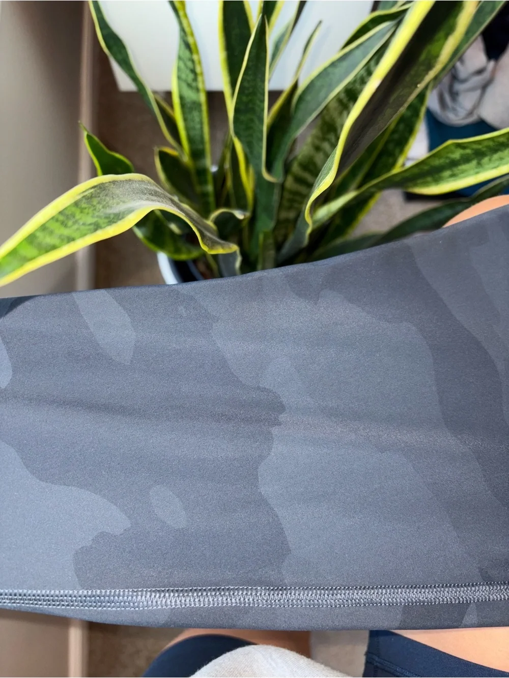 ALO High-Waist Camo Vapor Legging
